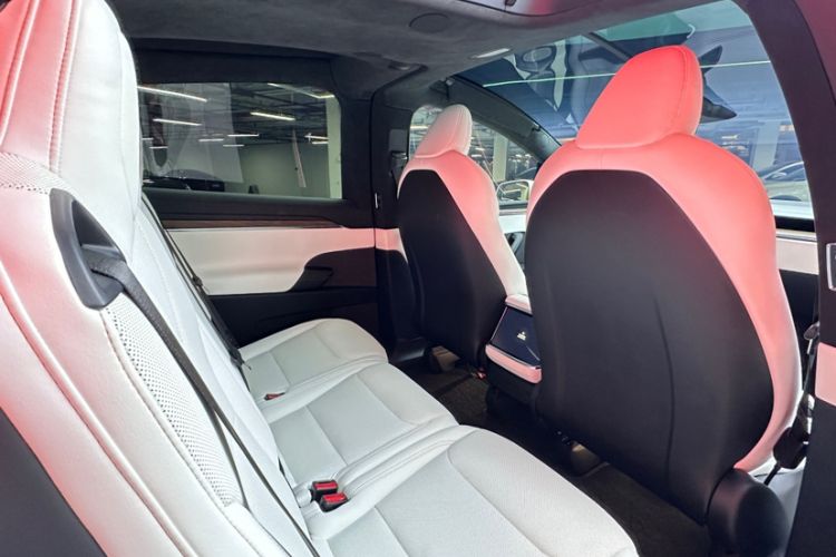 Used Tesla Model X 2023 Dual-Motor All-Wheel-Drive Version