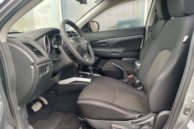 Used Mitsubishi ASX 2013 2.0L CVT Two-Wheel Drive Elite Edition