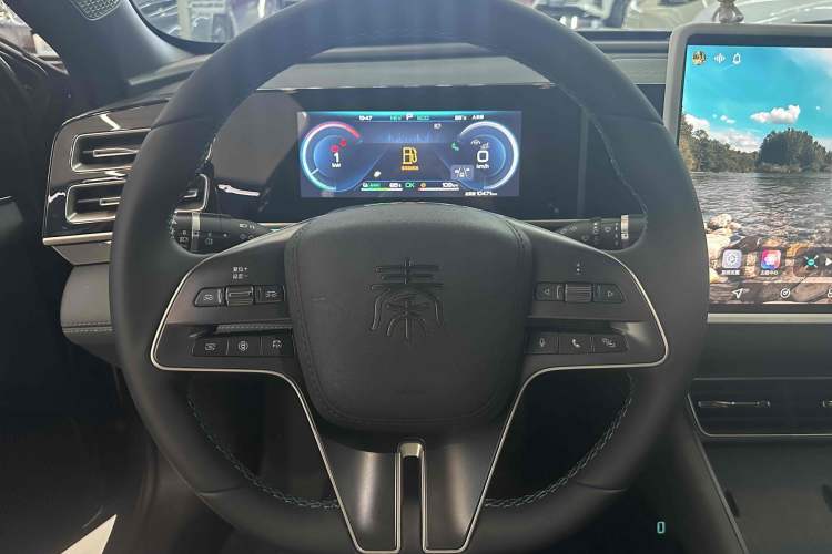 Used BYD Qin L 2024 DM-i 120KM Beyond Model