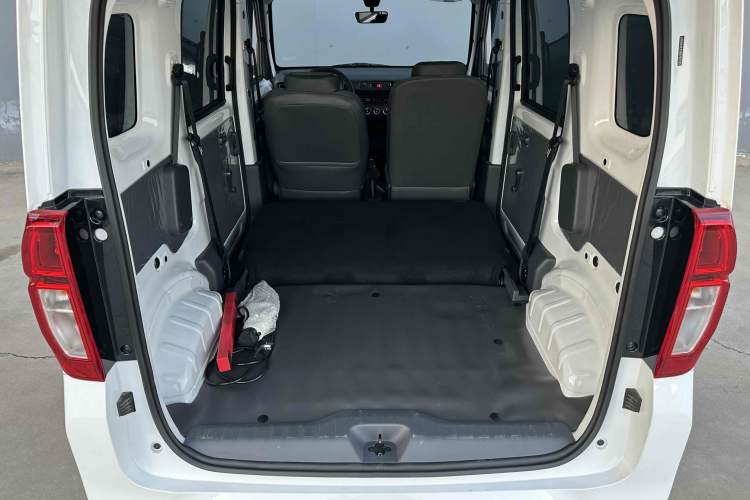 Used Wuling Zhiguang New Energy 2025 Comfort Model