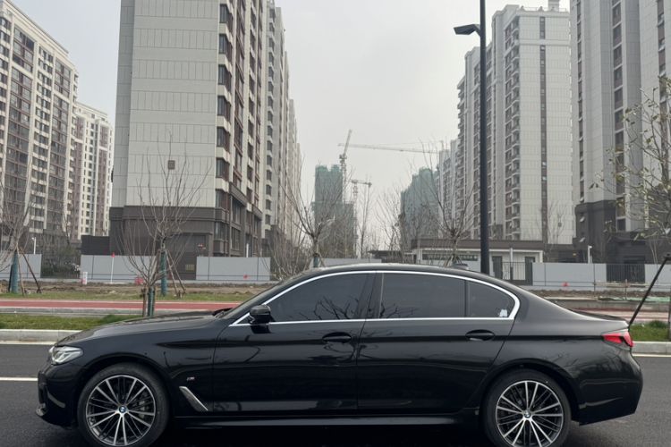 Used BMW 5 Series 2022 Second Facelift 530Li Leading Edition M Sport Package
