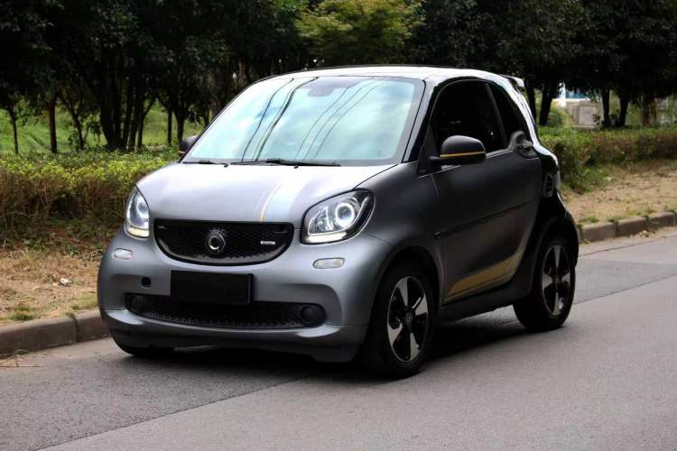 Used smart fortwo 2018 1.0L 52kW Hardtop Passion Edition China V Standard