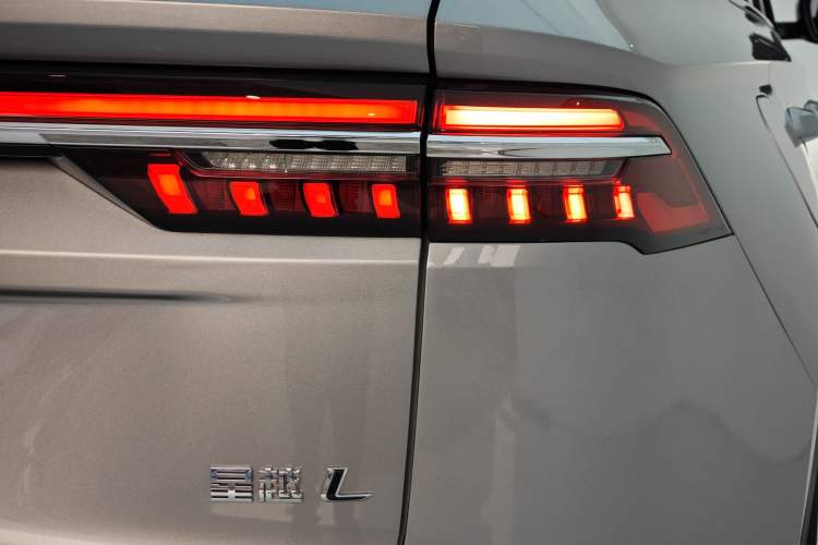 Used Geely Auto Monjaro L 2023 2.0TD High-Power Automatic Two-Wheel Drive Flagship Version
