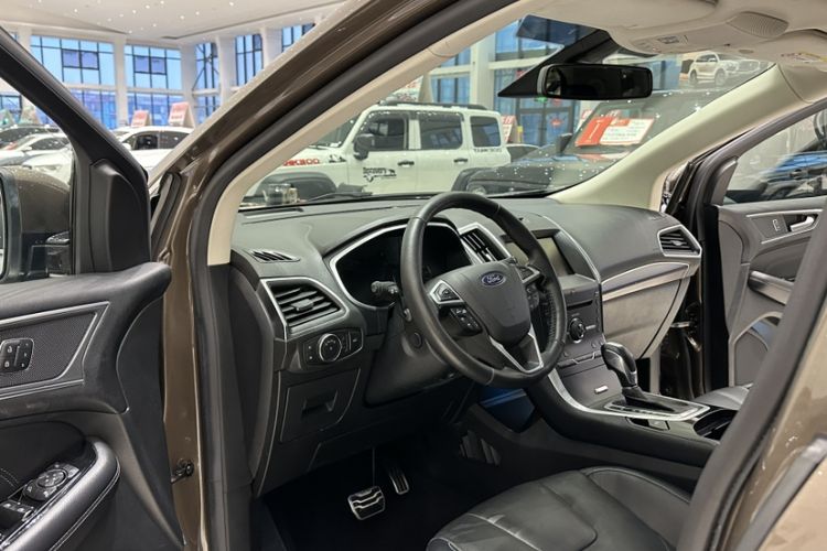 Used Ford Edge 2015 2.0T GTDi Four-Wheel Drive Prestige Model
