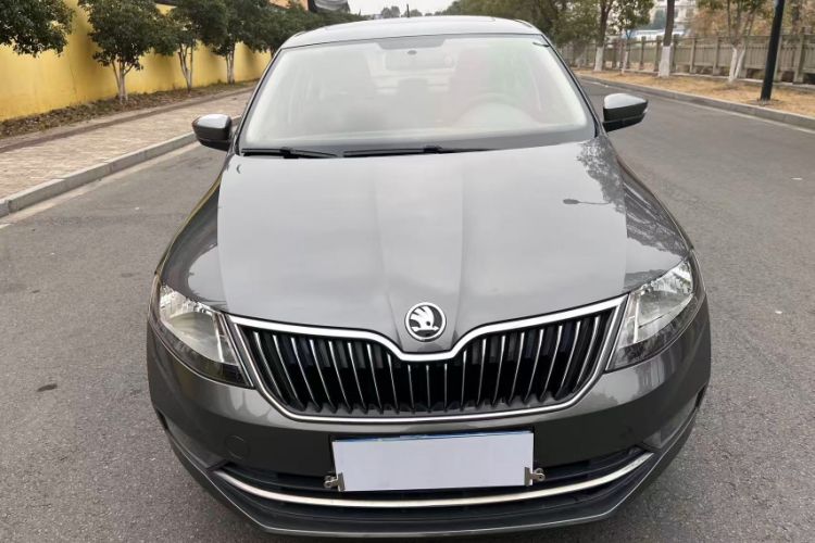 Used Skoda Rapid 2018 1.6L Manual Comfort Edition