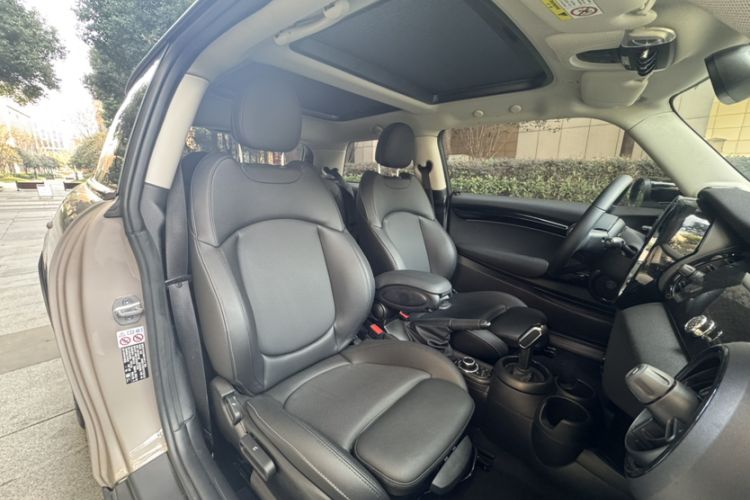 Used MINI MINI 2023 1.5T COOPER Artist