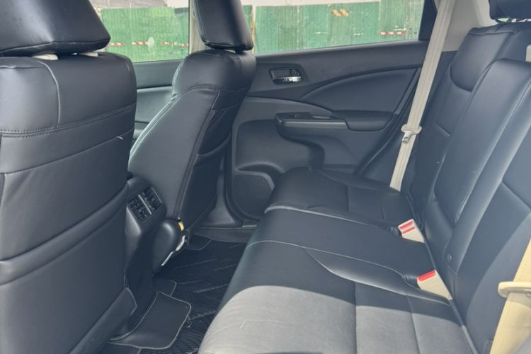 Used Honda CR-V 2016 2.0L Two-Wheel Drive Classic Edition