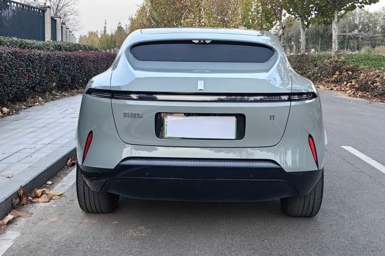 Used Avatr 11 2023 Ultra-Long Range Single-Motor Version 4 Seats
