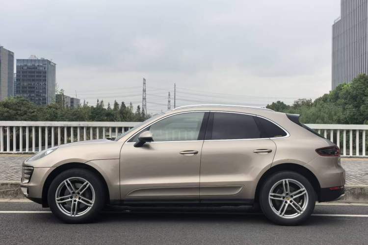 Used Porsche Macan 2017 Macan 2.0T

