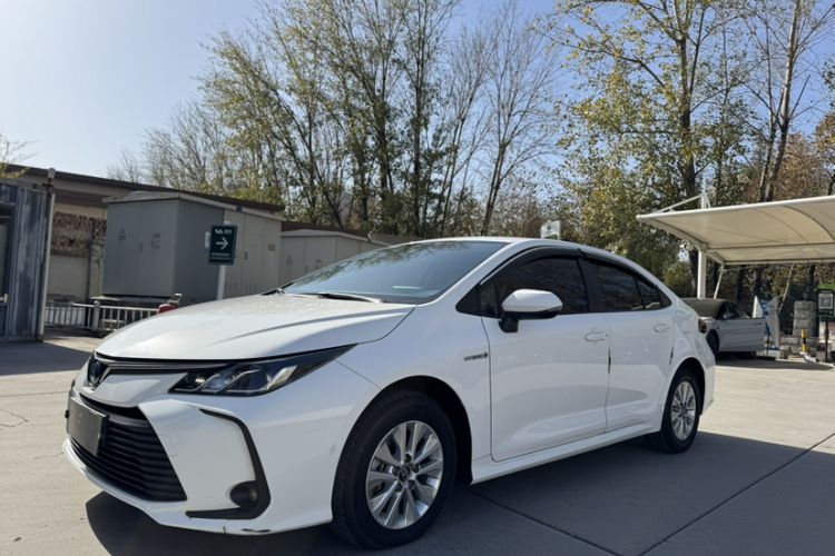 Used Toyota Corolla 2021 Dual-Engine 1.8L E-CVT Pioneer Edition
