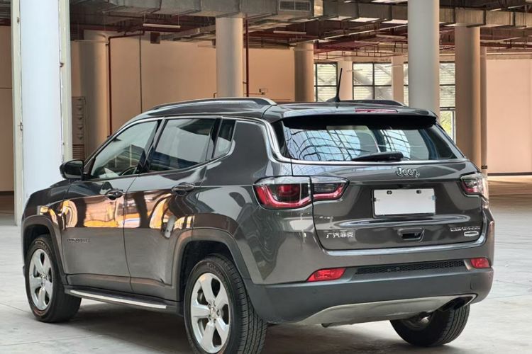 Used Jeep Compass 2017 200T Automatic Family Edition
