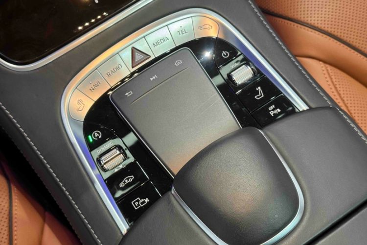 Used Mercedes-Benz Maybach S-Class 2020 S 450 4MATIC Collector's Edition