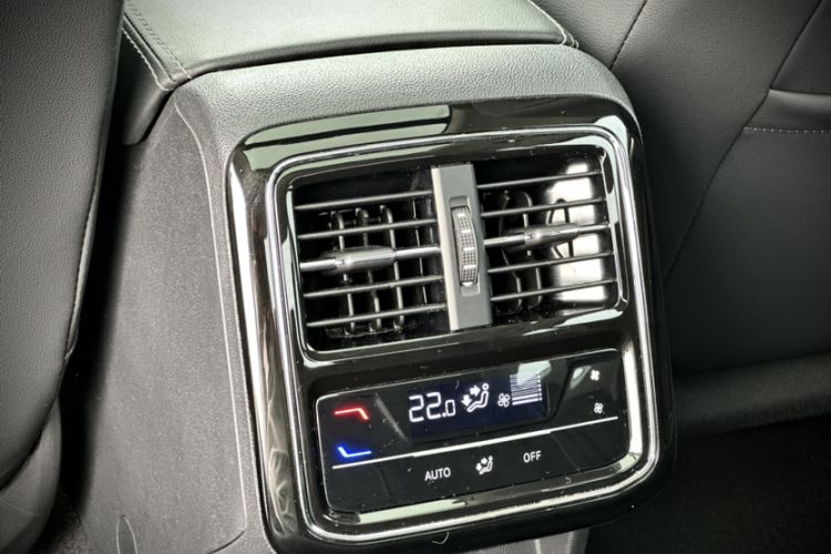 Used Volkswagen Passat 2024 380TSI Luxury Edition
