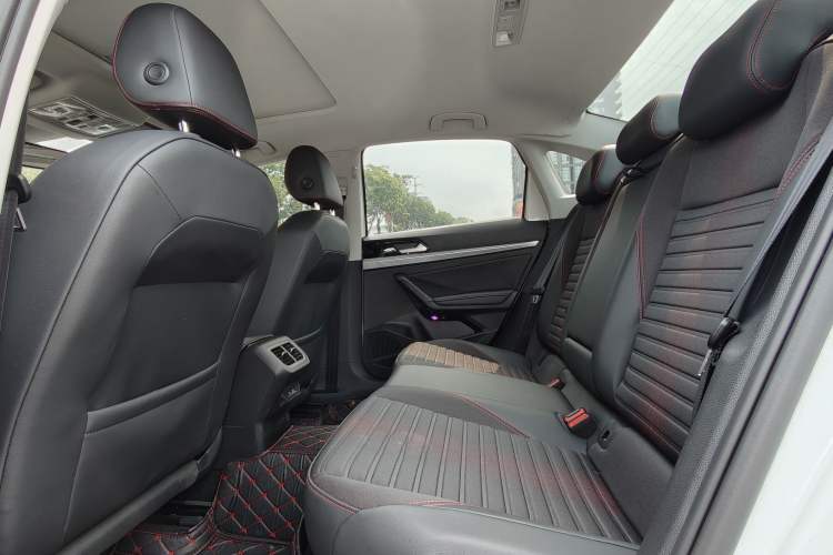 Used Volkswagen Lavida 2024 300TSI DSG Starry Sky Deluxe Edition Interior 5