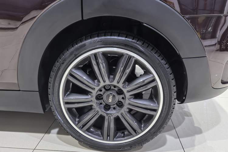 Used MINI Clubman 2016 Revised Version 2.0T COOPER S Connoisseur Edition