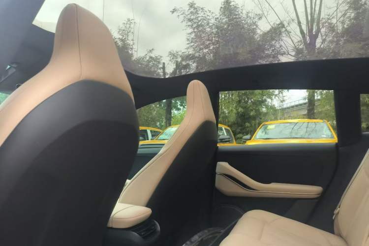 Used Nio ET5T 2024 75kWh Touring Interior 6