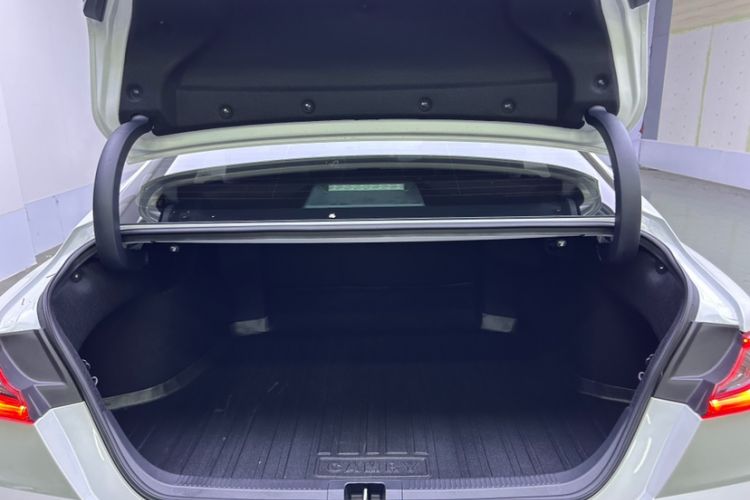 Used Toyota Camry 2026 Model 2.0S Sport Edition Interior 6