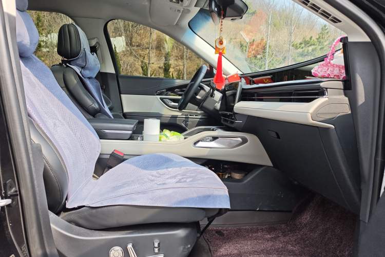 Used Lincoln Nautilus 2023 2.0T All-Wheel-Drive Zunrui Hybrid Version
