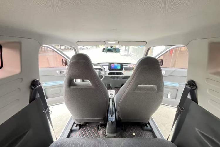 Used Geely Galaxy Panda 2023 Panda Mini 120km Cute Bear
