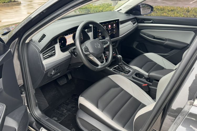 Used Volkswagen Bora 2023 280TSI DSG Prestige Edition
