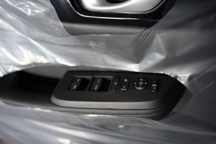 Used Honda Crider 2024 180 Turbo CVT Luxury Edition Interior 1