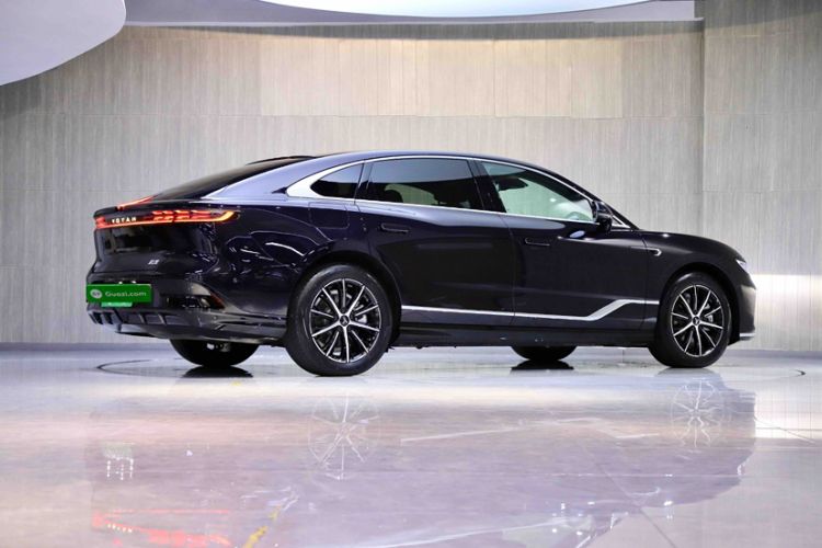 Used VOYAH PASSION 2024 PHEV Four-Wheel Drive Ultra-Long Range Executive Edition