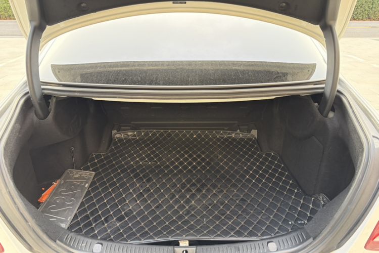 Used Mercedes-Benz E-Class 2018 Restyled E 300 L Sport Luxury Edition