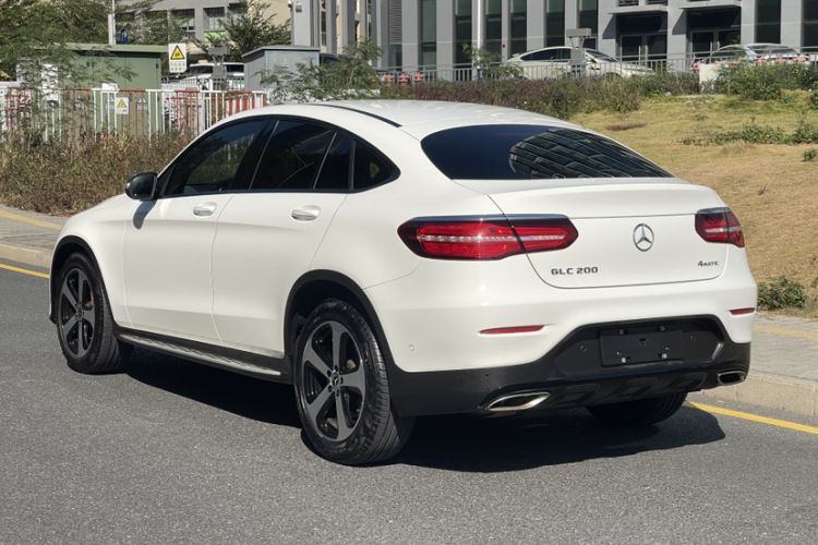 Used Mercedes-Benz GLC Coupe 2018 GLC 200 4MATIC Coupe SUV Exterior 5