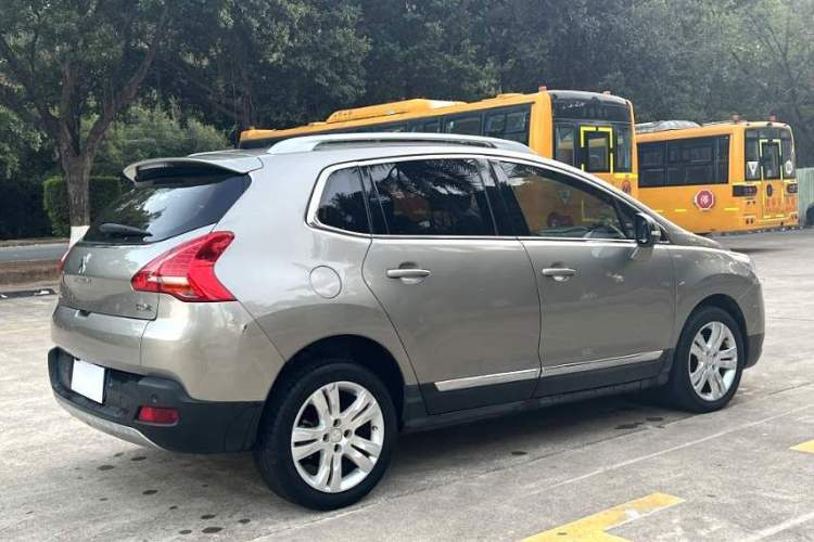 Used Peugeot 3008 2015 2.0L Automatic Classic Edition