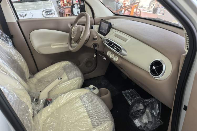 Used Wuling Hongguang MINIEV 2025 Four-Door Version Advanced Edition