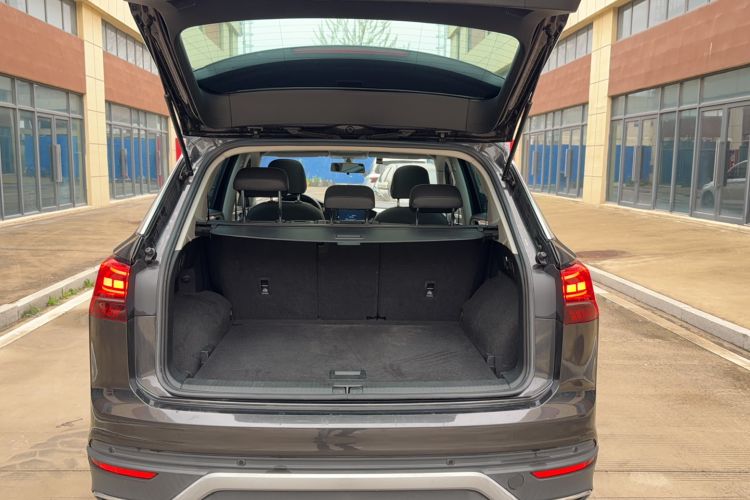 Used Volkswagen Tayron 2019 330TSI Two-Wheel Drive Luxury Model China VI Standard Trunk