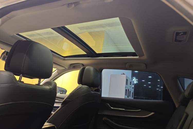 Used EXEED Zhuifeng C-DM 2022 1.5 TCI-DHT 105 km "Chengfeng Qi" Edition