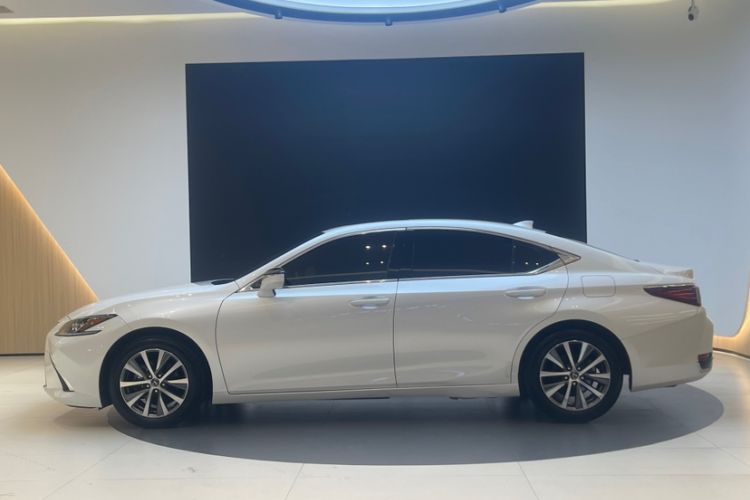 Used Lexus ES 2018 200 Excellence Edition China V Standard