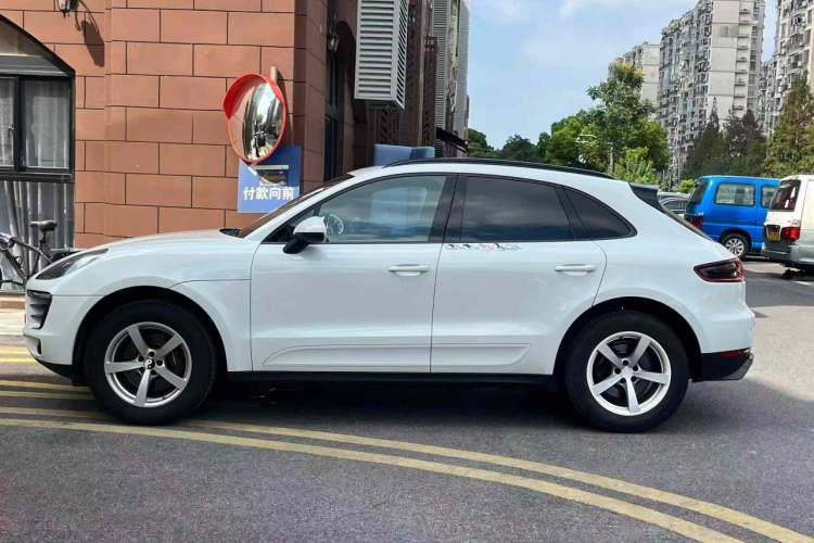 Used Porsche Macan 2016 Macan 2.0T