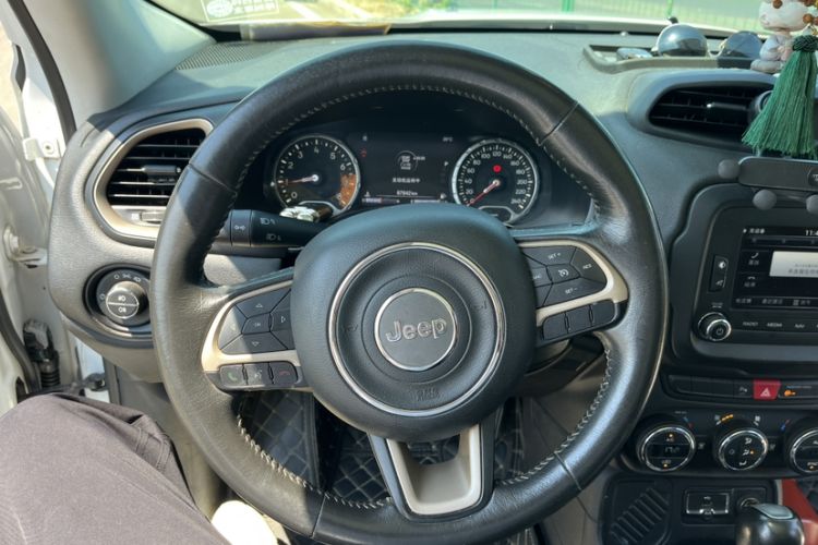 Used Jeep Renegade 2017 180T Automatic Smart Version