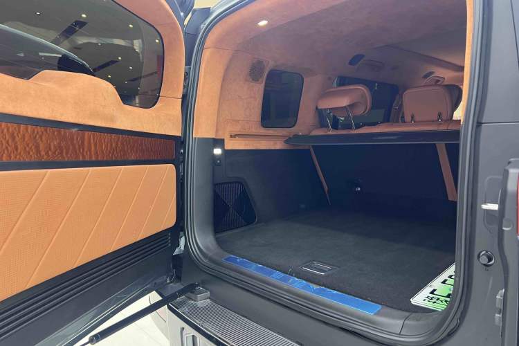 Used Yangwang U8 2023 Luxury Edition
