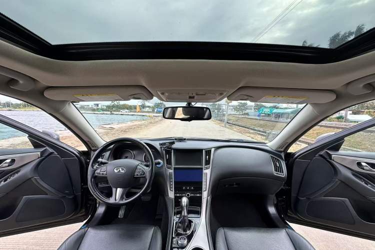 Used Infiniti Q50L 2015 2.0T Enjoyment Edition