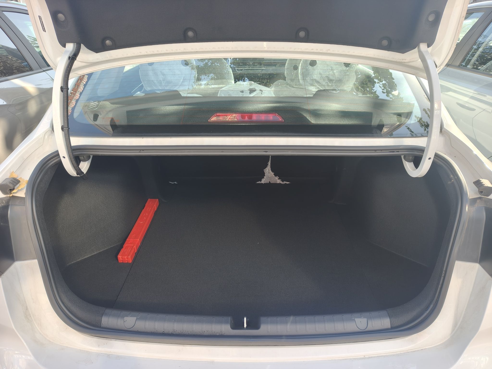 Geely Auto Emgrand 2023 4th Generation Champion Edition 1.5L CVT Luxury Model — снимка 15