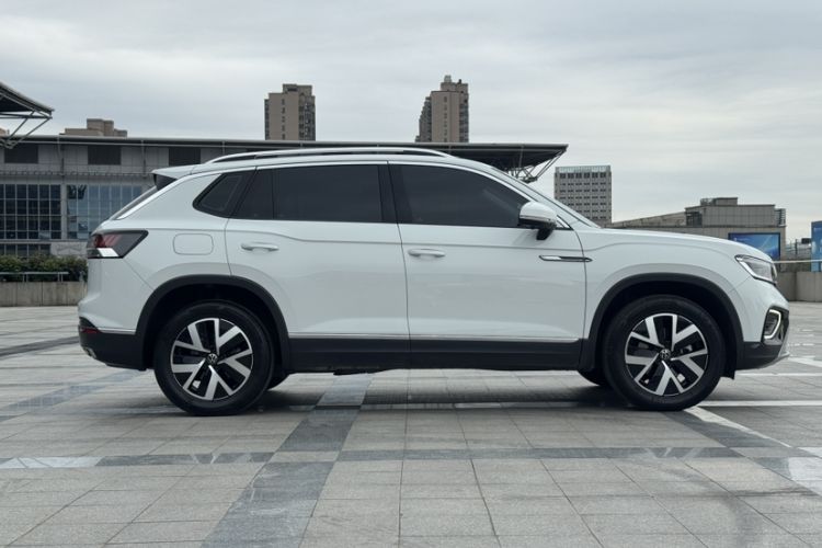 Used Volkswagen Tayron 2024 330TSI Two-Wheel Drive Luxury Plus Advanced Version Exterior 7