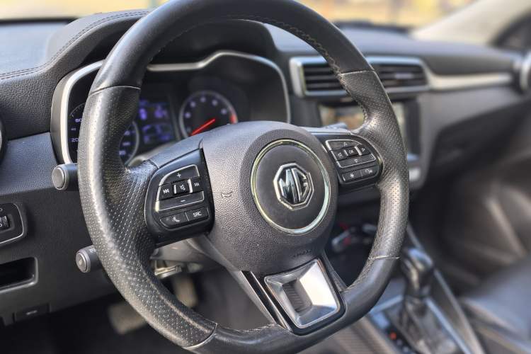 Used MG ZS 2018 1.5L Automatic Luxury Edition China V Standard