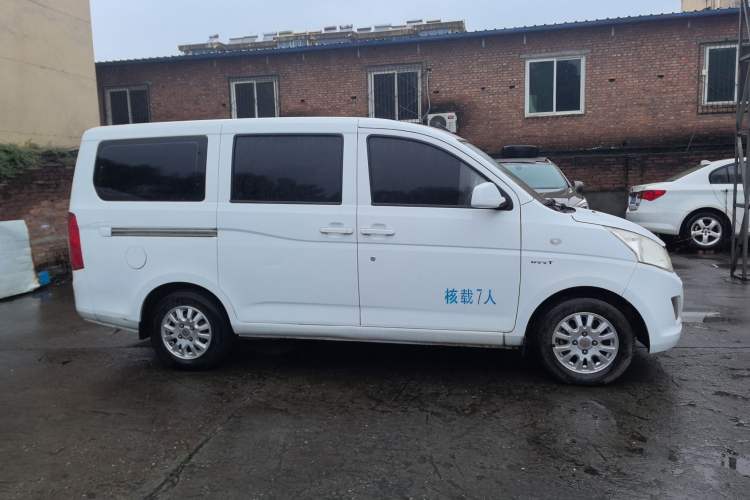 Used Wuling Rongguang V 2016 1.5L Standard Version