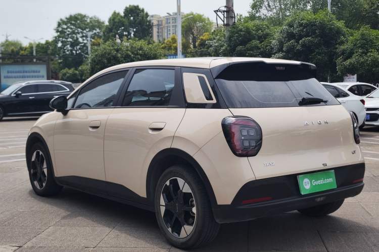 Used AION UT 2025 420 Prestige Edition Exterior 3