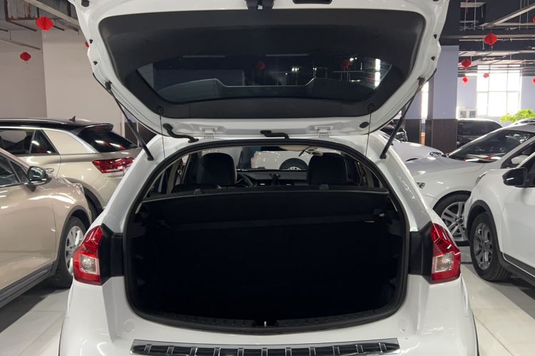 Used Geely Auto Vision X3 2017 1.5L Manual Elite Model Trunk