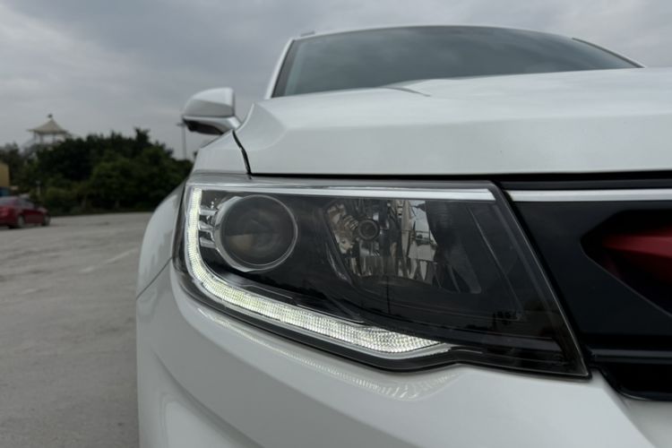 Used CHANGAN CS35PLUS 2019 1.4T DCT Chuanlian Blue Whale Edition Left Front Headlight