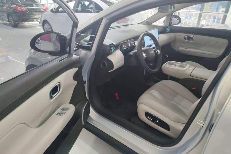 Used AION UT 2025 420 Prestige Edition