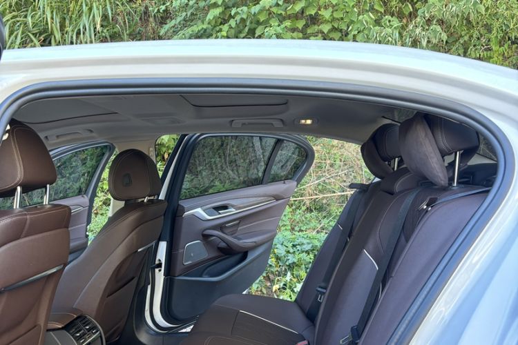 Used BMW 5 Series 2022 Updated 530Li Leading Edition Luxury Package
