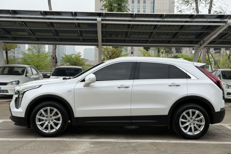Used Cadillac XT4 2023 28T Two-Wheel Drive Fashion Edition

