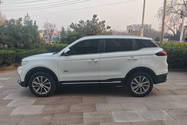 Used Geely Auto Emgrand X7 Sport 2020 1.8TD DCT Two-Wheel Drive Smart Connect 4G-Enabled Version

