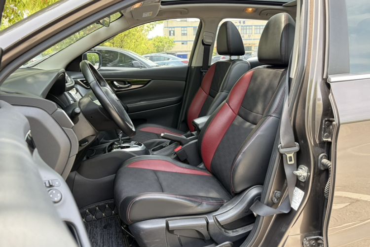 Used Nissan Qashqai 2017 2.0L CVT Luxury Edition China V Standard Left Front Seat