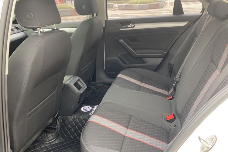 Used Volkswagen Lamando 2021 230TSI DSG Fashion Edition
